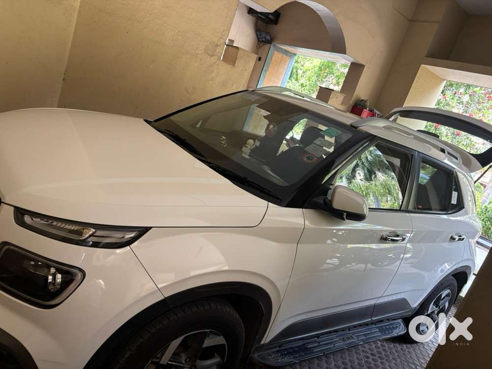 Hyundai Venue Petrol 2019