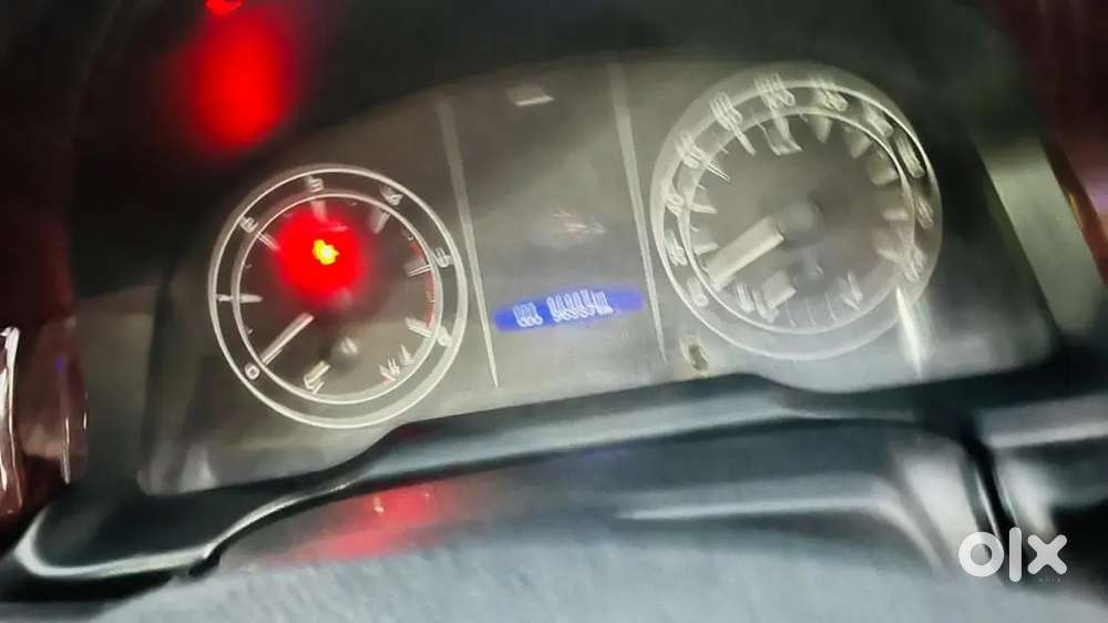 Toyota Innova Crysta Bs4 2.4 G