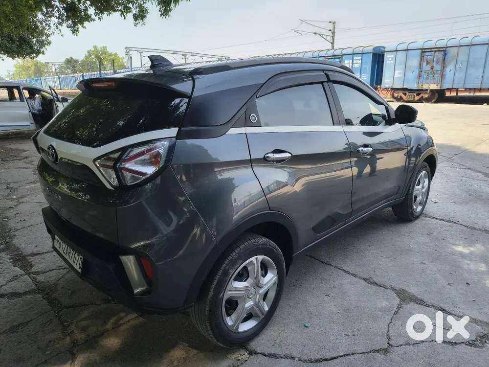 Tata Nexon 2023 Diesel 1st Owner