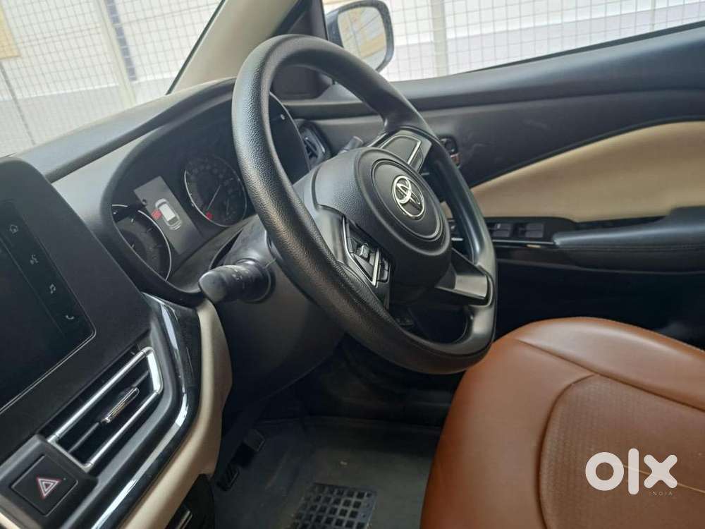 Toyota Glanza 2023 Cng & Hybrids Well Maintained