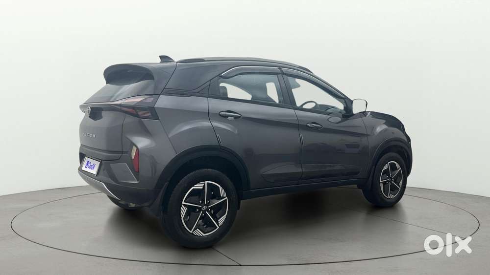Tata Nexon Fearless 1.2 Revotron Petrol 6 Mt Dt, 2024, Petrol