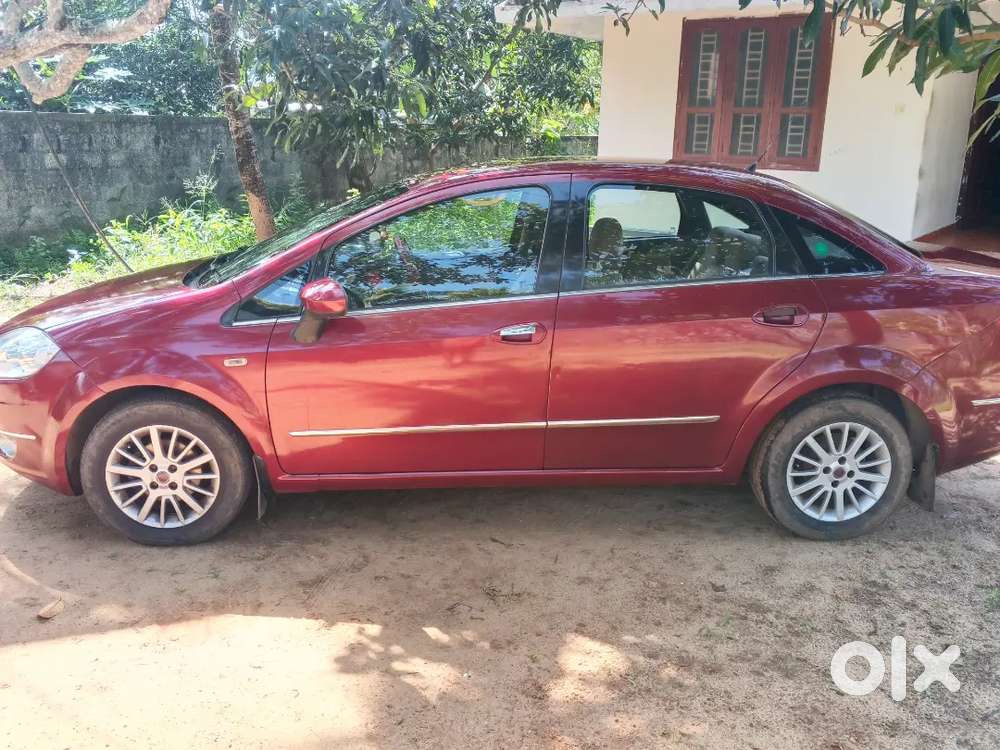 Fiat Linea Emotion 2009 Km Driven