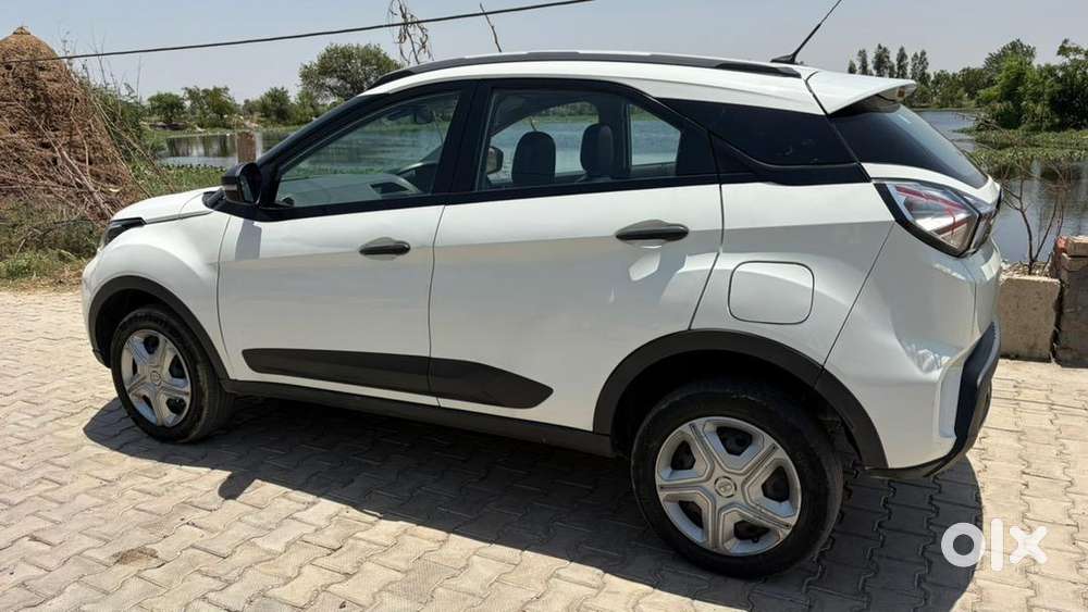 Tata Nexon Owner 1st Diesel Car 2022 Sunroof