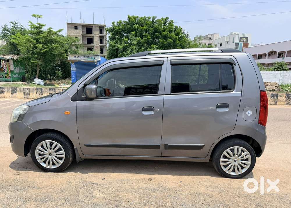 Maruti Suzuki Wagon R 1.0 Vxi Cng, 2017, Cng & Hybrids