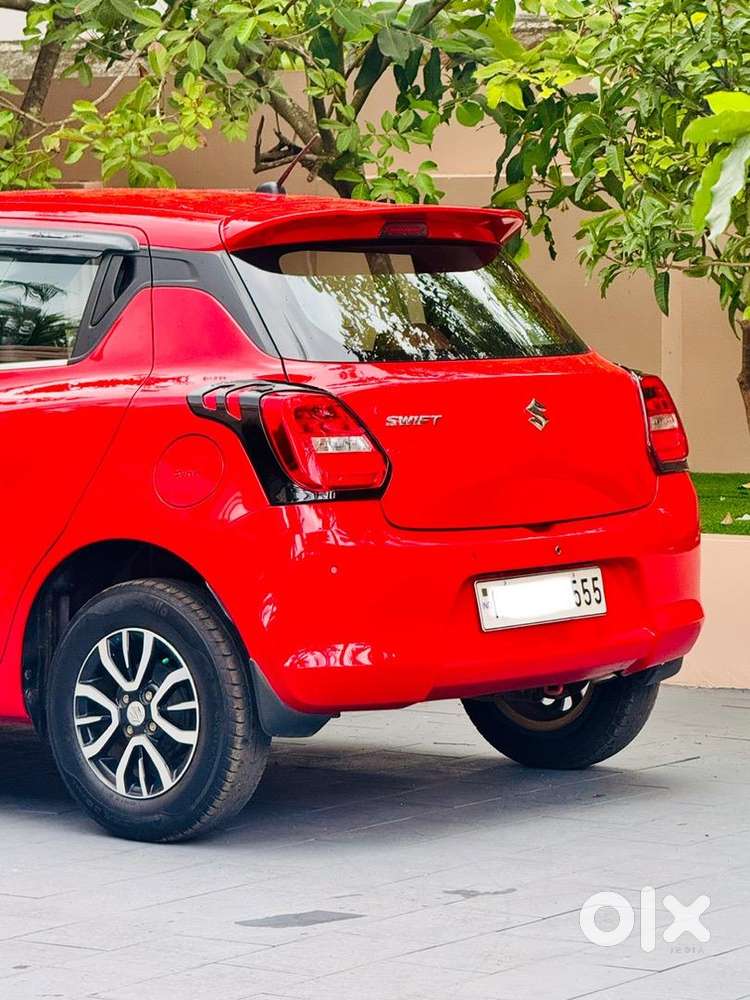 Maruti Suzuki Swift 2022 Petrol 35000 Km Driven