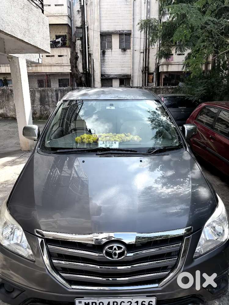 Toyota Innova 2.5 2014