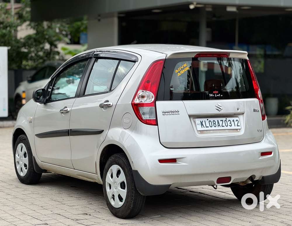 Maruti Suzuki Ritz Vxi, 2012, Petrol