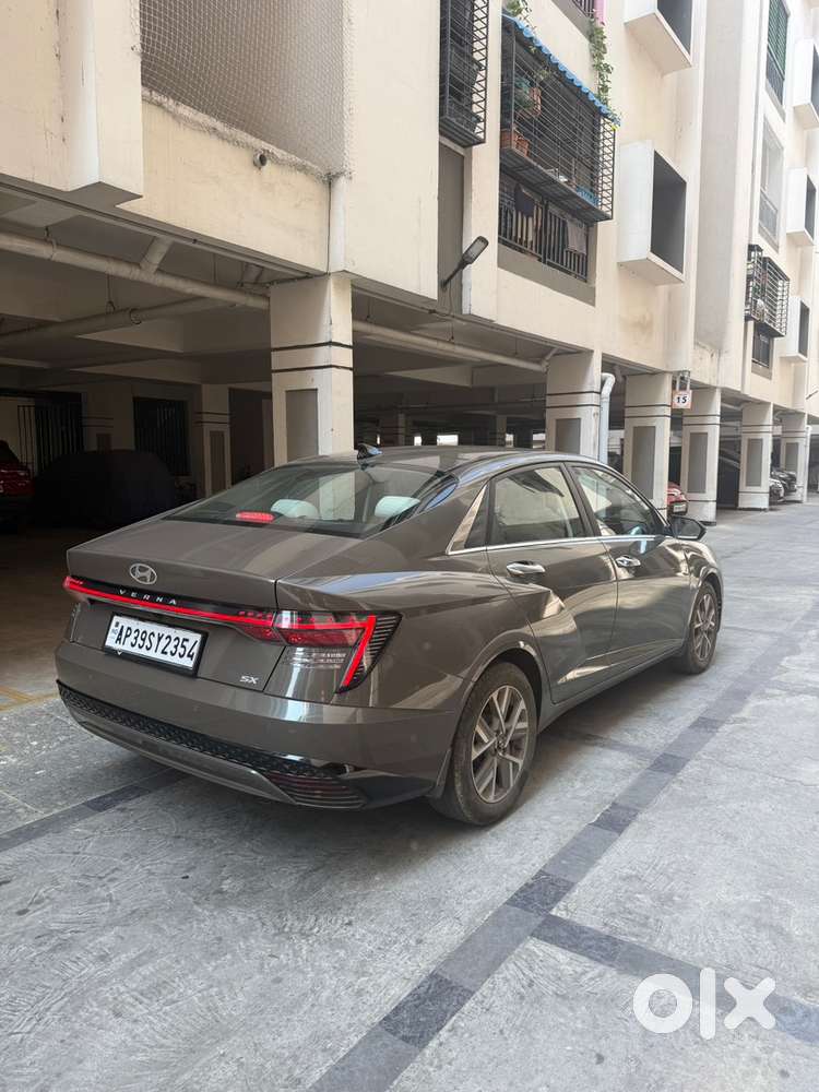 Hyundai Verna Petrol 2023