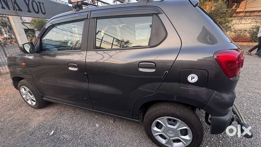 Maruti Suzuki S-presso Vxi Plus, 2025, Petrol