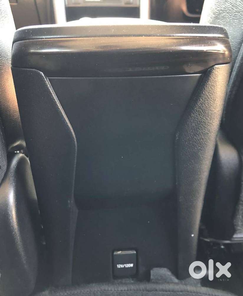 Toyota Innova Crysta [2020-ongoing] 2.4 Zx At 7 Str, 2022, Diesel