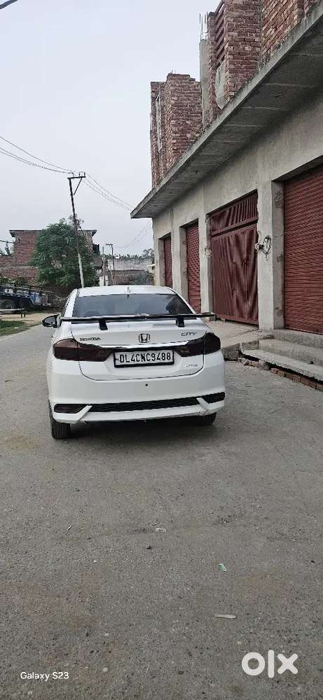Honda City Petrol + Cng On Pepar 2014