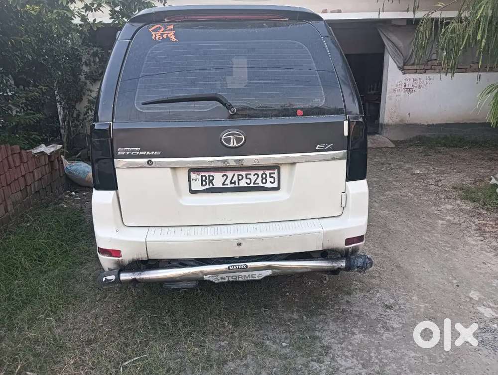 Tata Safari Storme 2014 Diesel Manual Car