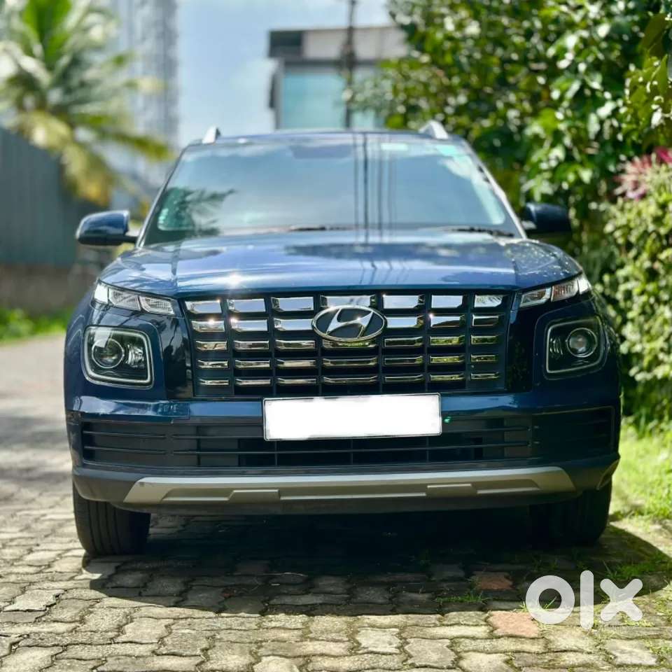 Hyundai Venue 1.2 S (o), 2022, Petrol