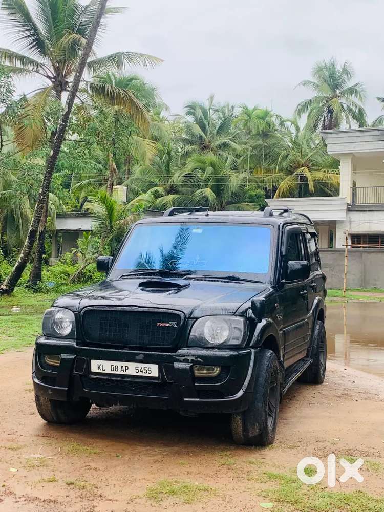 Mahindra Scorpio Classic 2009 Diesel 200000 Km Driven