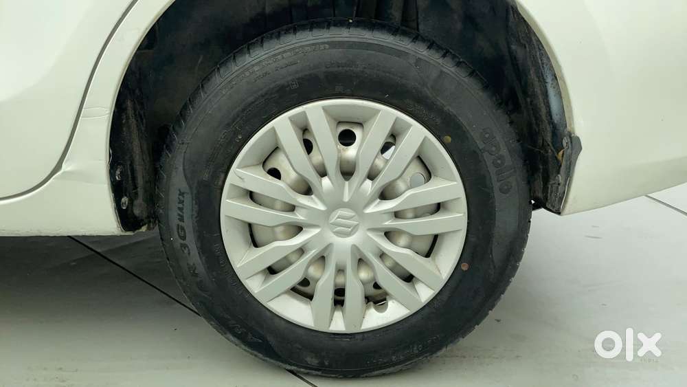 Maruti Suzuki Dzire 1.2 Lxi, 2019, Petrol