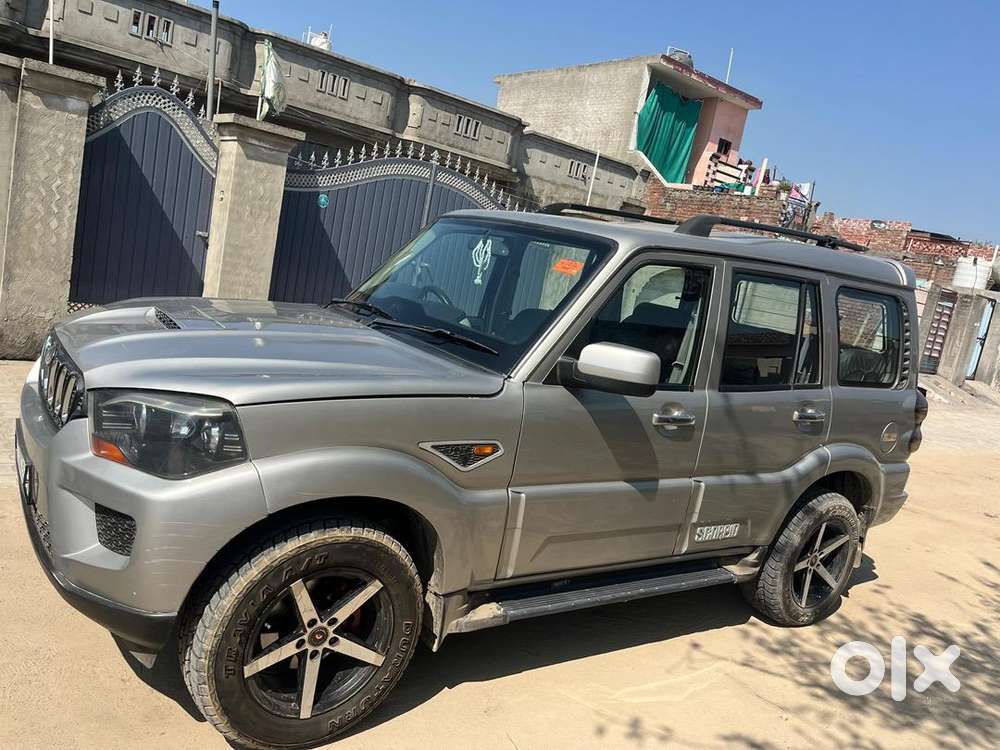 Mahindra Scorpio 2015 Diesel Well Maintained