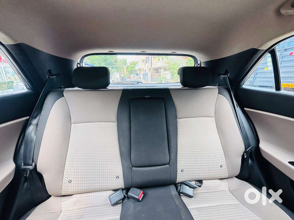 Hyundai I20 Petrol Asta Option, 2019, Petrol