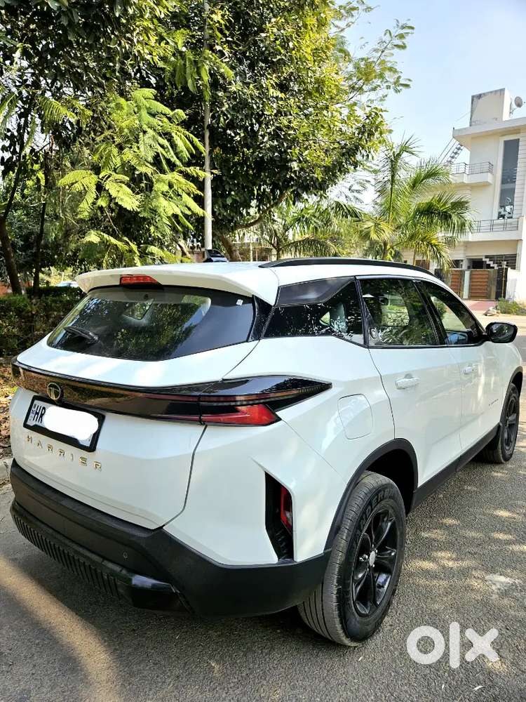 Tata Harrier 2024  Automatic  Diesel 27000 Km Driven