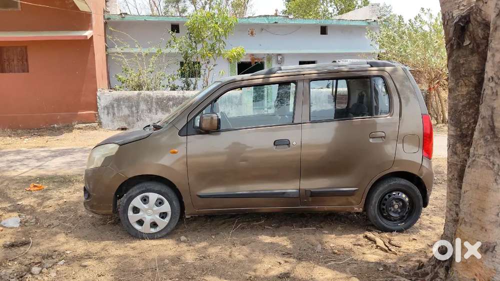 Maruti Suzuki Wagon R 2012 Petrol Well Maintained