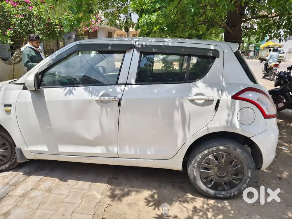 Maruti Suzuki Swift 2012 Diesel 180000 Km Driven