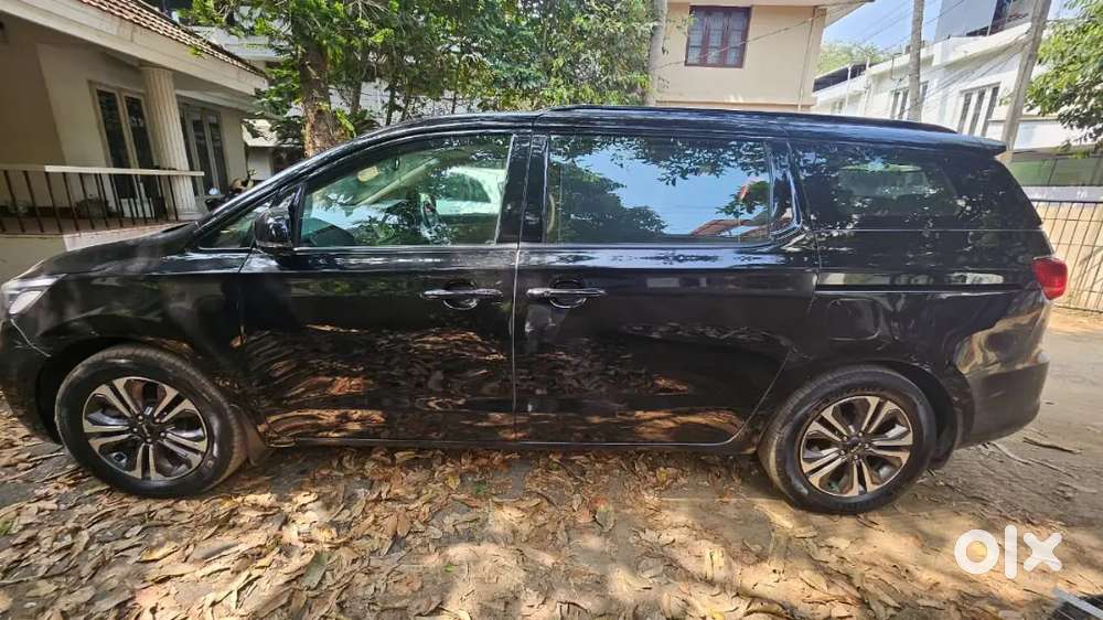 Kia Carnival 2022 Diesel Well Maintained