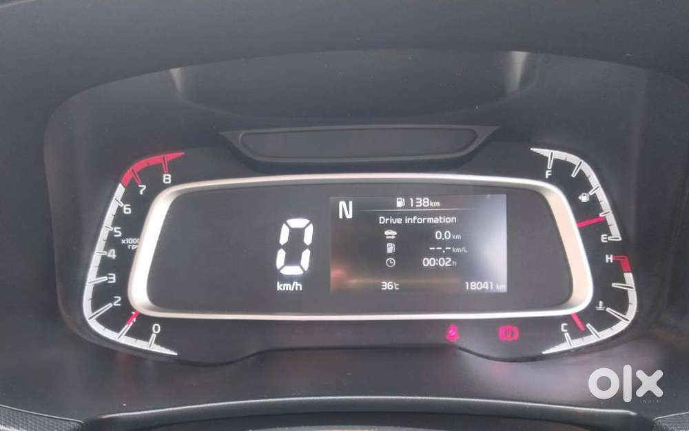 Kia Sonet Htx D, 2023, Petrol