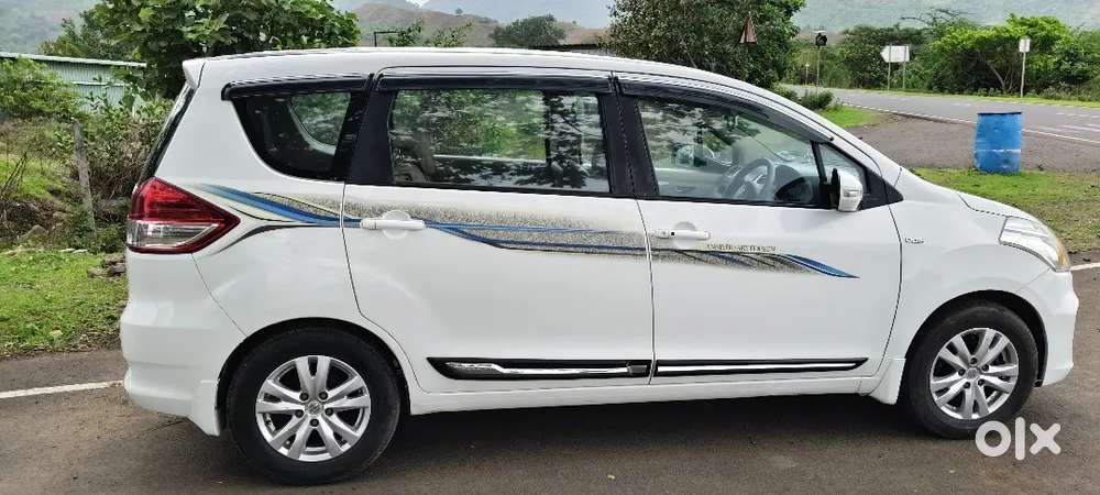 2016 Maruti Suzuki Ertiga Zdi+ Shvs