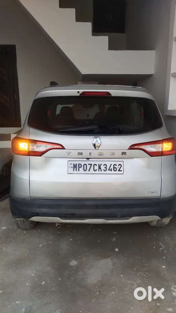 Renault Triber Rxz 2021 Dual Tone