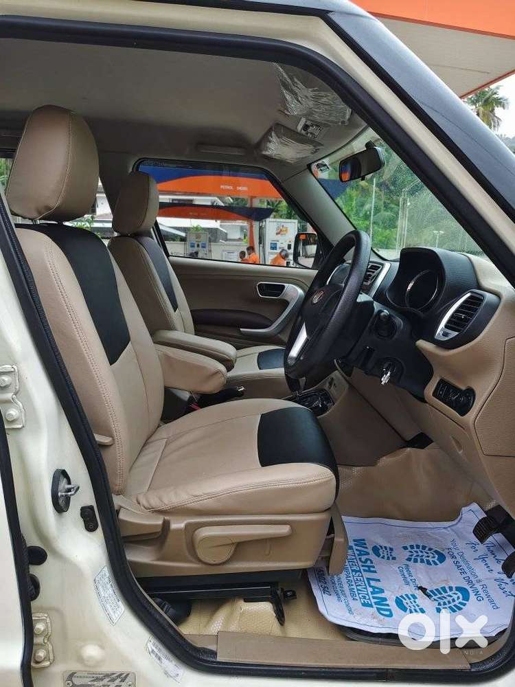Mahindra Tuv 300 Mhawk100 T8 Amt, 2017, Diesel
