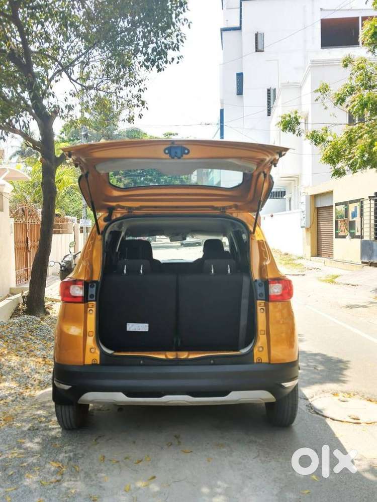 Renault Triber Rxt, 2023, Petrol