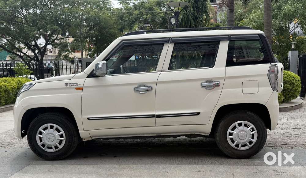 Mahindra Tuv 300 T6 Plus, 2020, Diesel