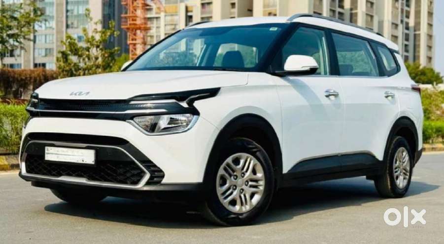 Kia Carens 1.4 Premium Turbo 7 Str, 2024, Petrol