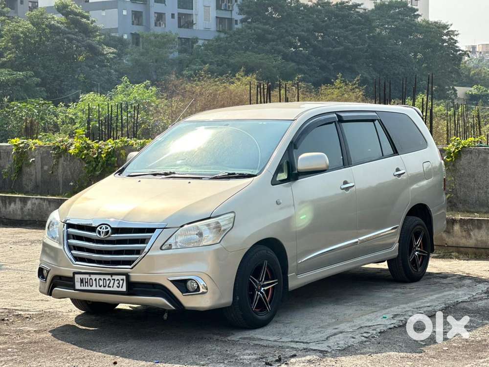 Toyota Innova 2.5 G (diesel) 8 Seater, 2015