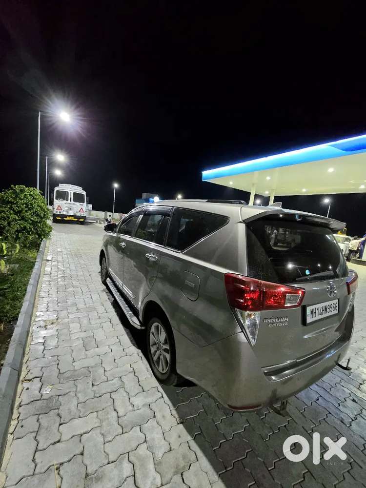 Toyota Innova Crysta 2019 Diesel Well Maintained