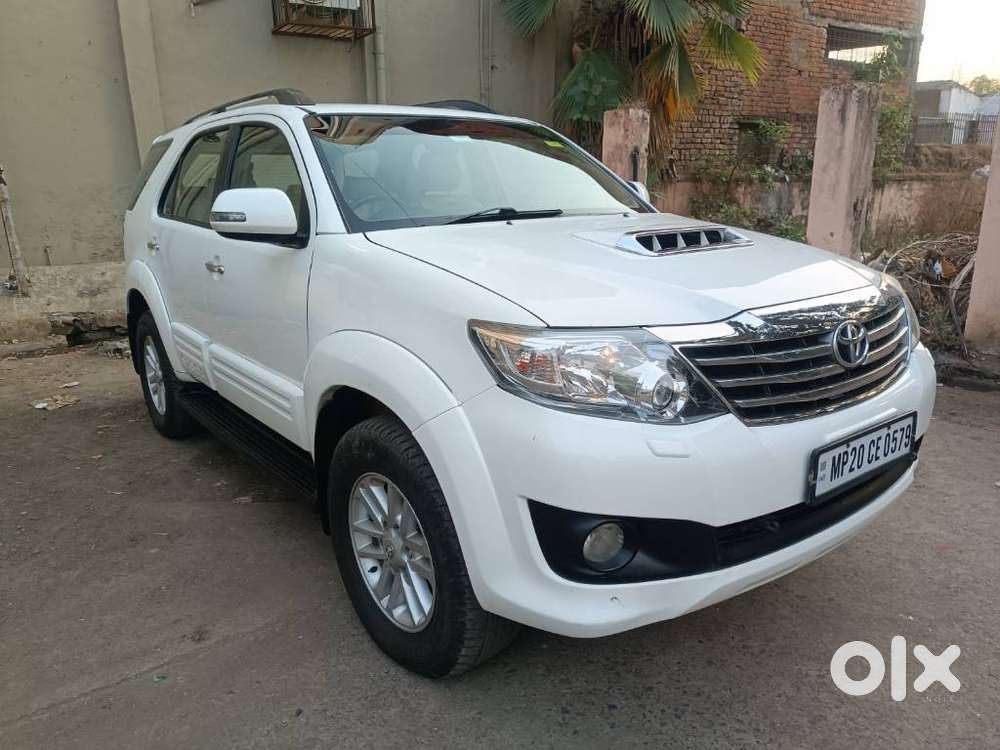 Toyota Fortuner 3.0 4x2 Mt, 2014, Diesel