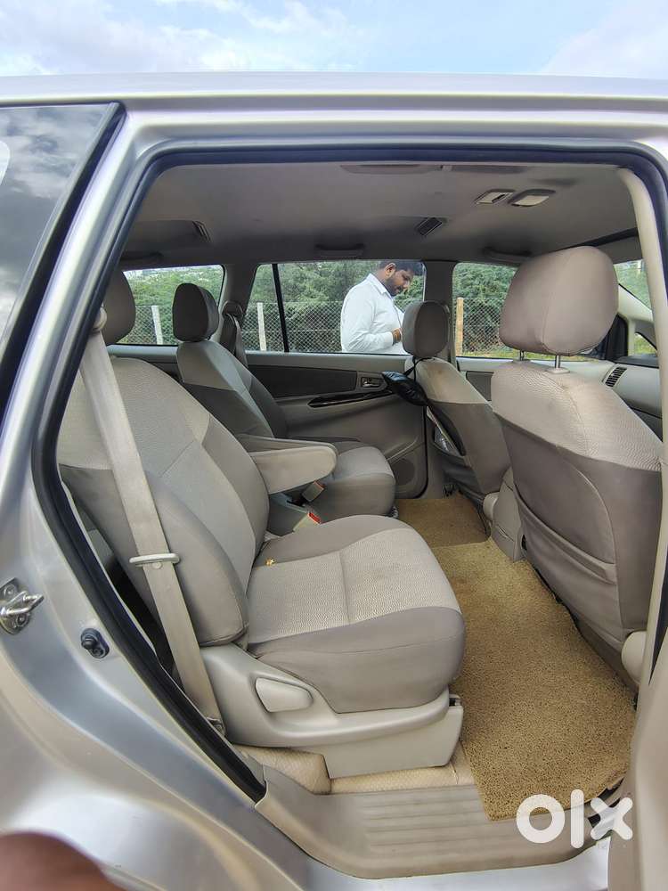 Toyota Innova 2.5 V 7 Str, 2012, Diesel