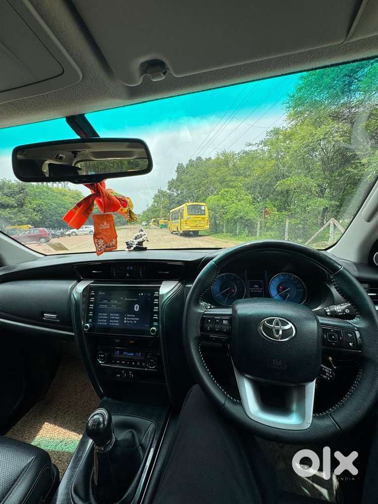 Toyota Fortuner [2021-ongoing] 2.8 2wd Diesel Mt, 2023, Diesel