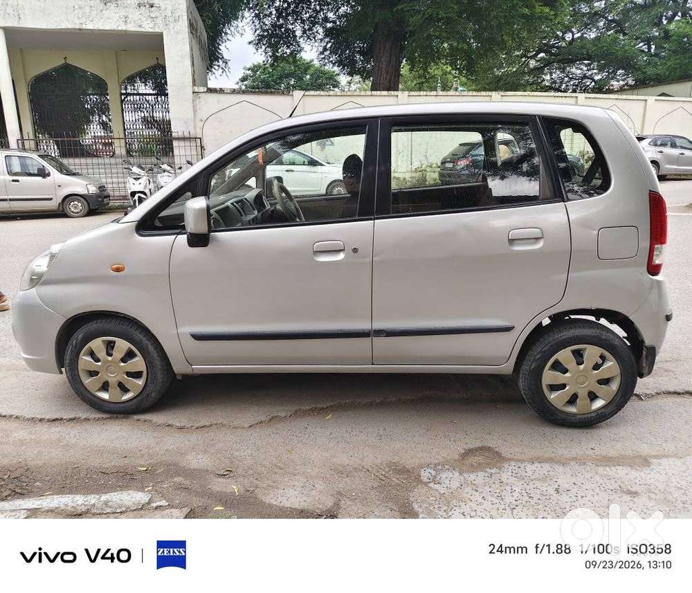 Maruti Suzuki Zen Estilo Vxi Bsiv, 2010, Petrol