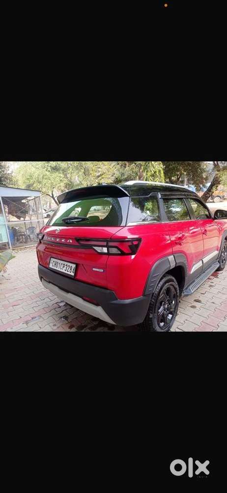 Maruti Suzuki Brezza 2023 Petrol Well Maintained
