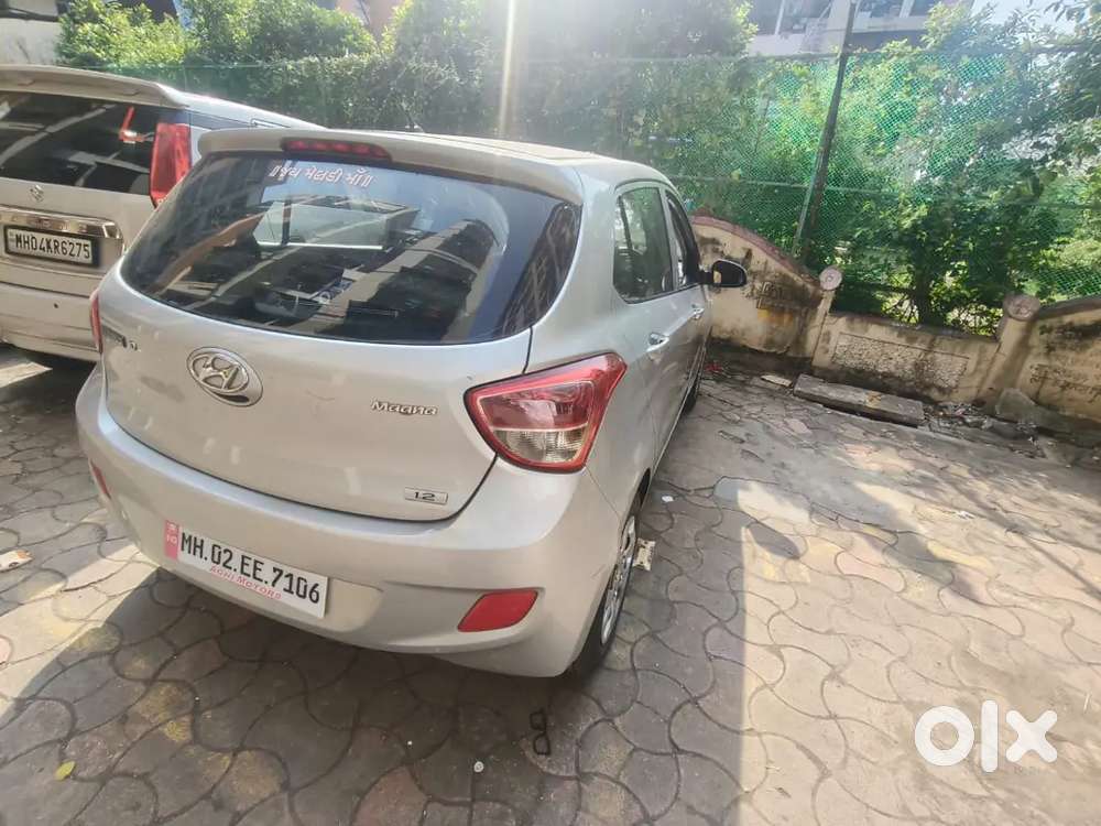 Hyundai Grand I10 2016 Petrol 89406 Km Driven