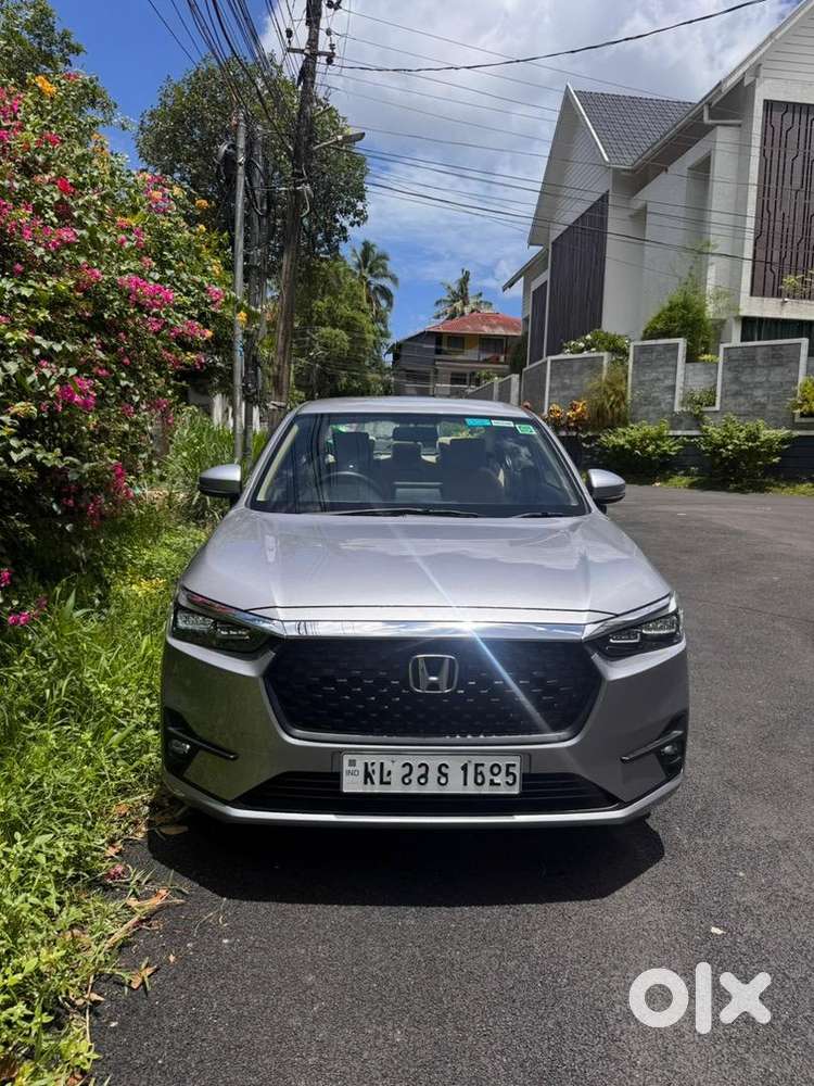Honda Amaze 2025 Cvt