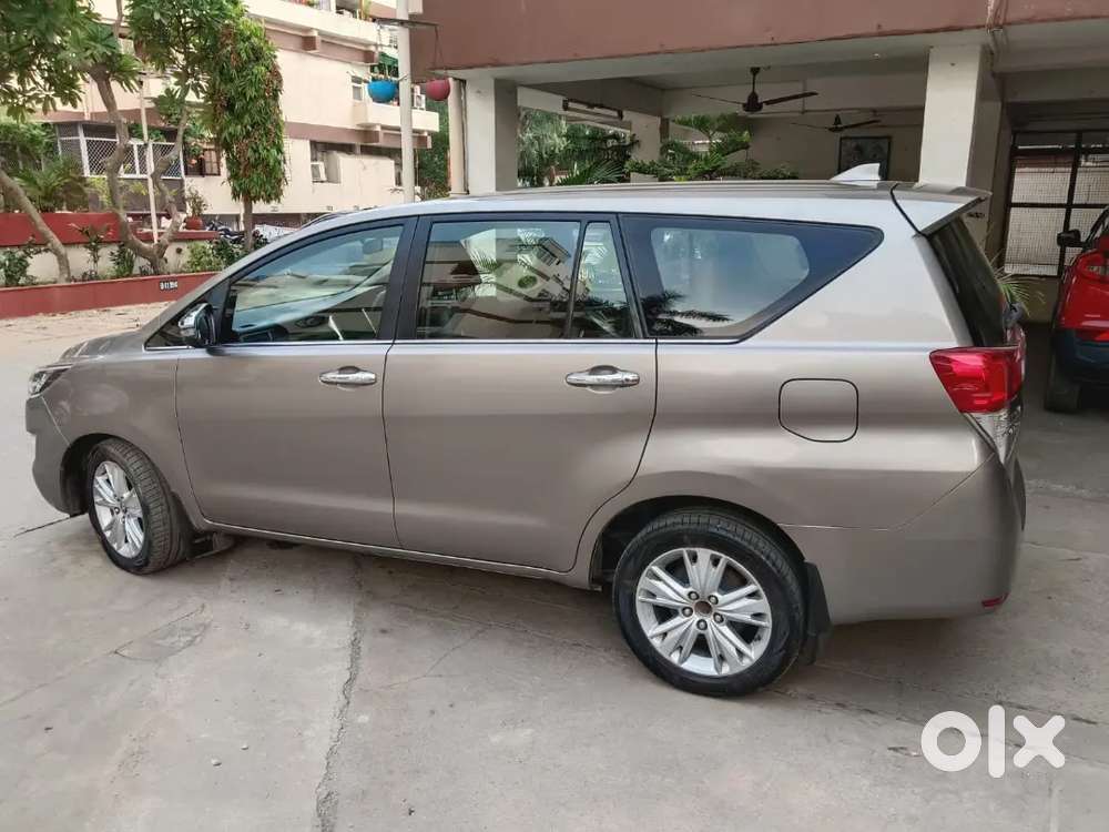 Toyota Innova Crysta 2018