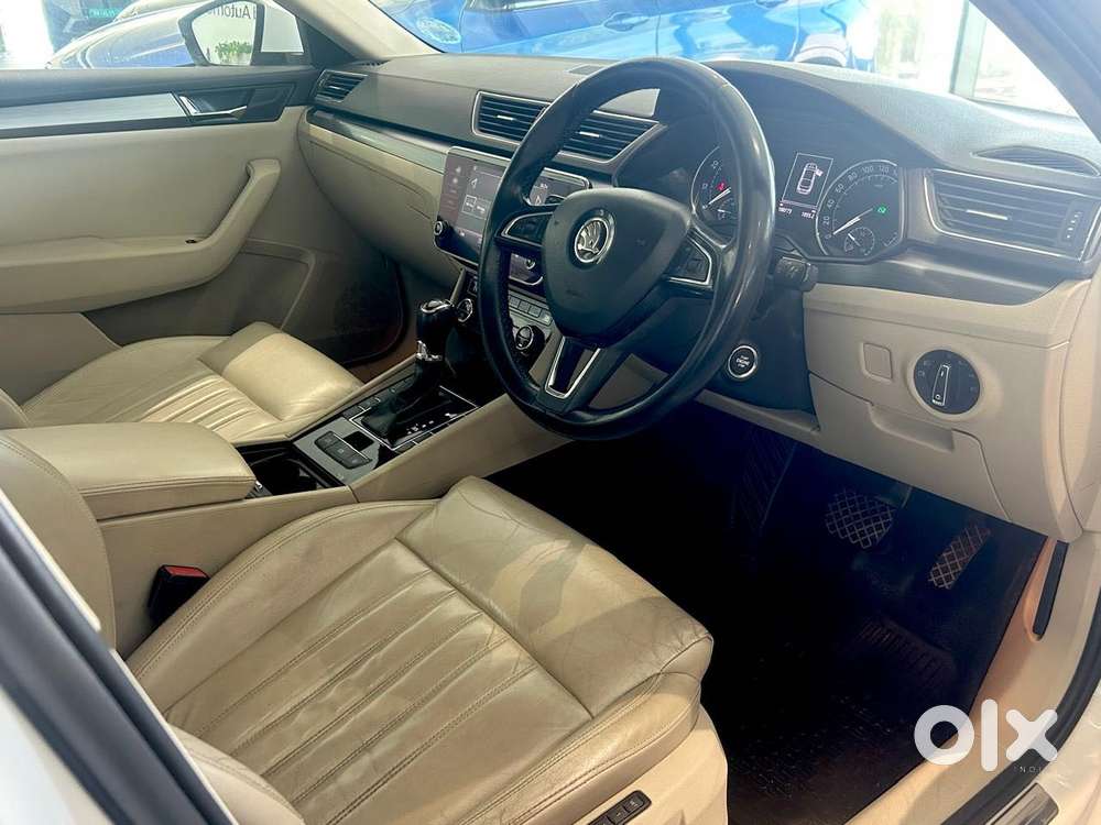 Skoda Superb Style 1.8 Tsi At, 2018, Petrol