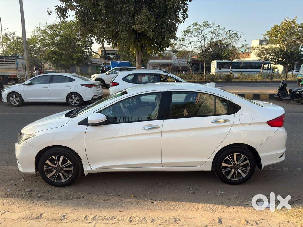 Honda City I-vtec Cvt V, 2018, Petrol