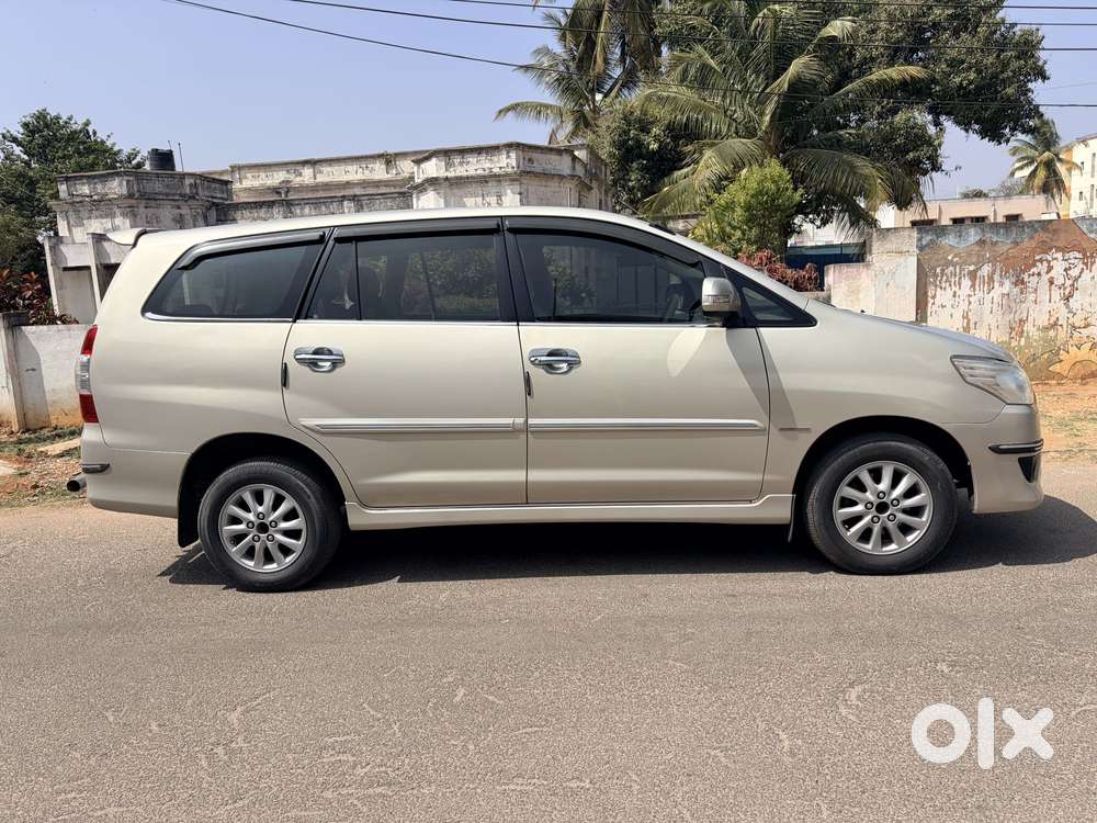Toyota Innova 2.5 Vx 7 Str, 2013, Diesel