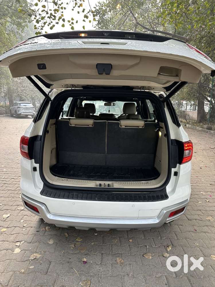 Ford Endeavour 3.2 Titanium At 4x4, 2016, Diesel