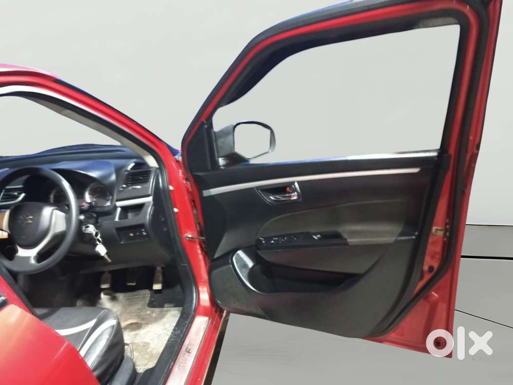 Maruti Suzuki Swift Vvt Vxi, 2014, Petrol