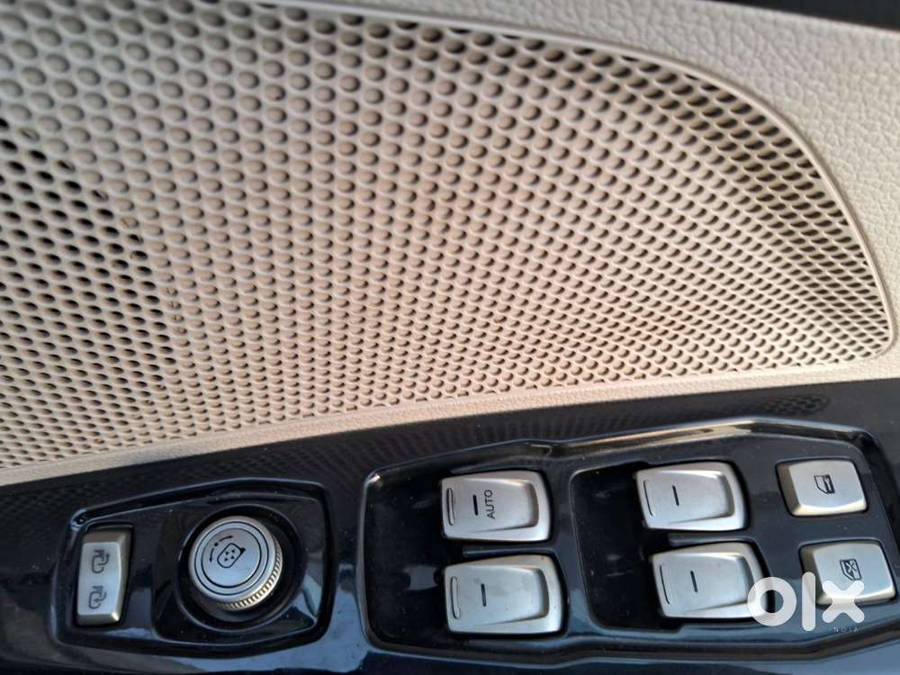 Mahindra Xuv300 W8 Option, 2020, Petrol
