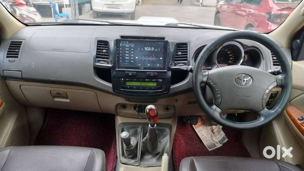 Toyota Fortuner 3.0 4x4 Manual, 2010, Diesel