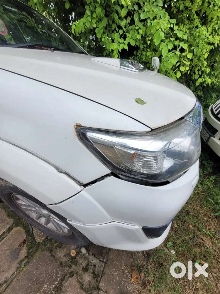 Toyota Fortuner Diesel 2013 With Km Driven